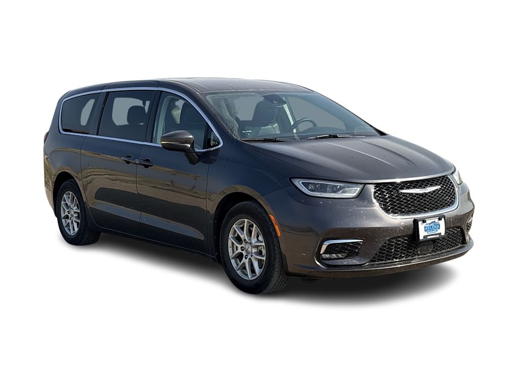 Thumbnail: 2023 Chrysler Pacifica - 18