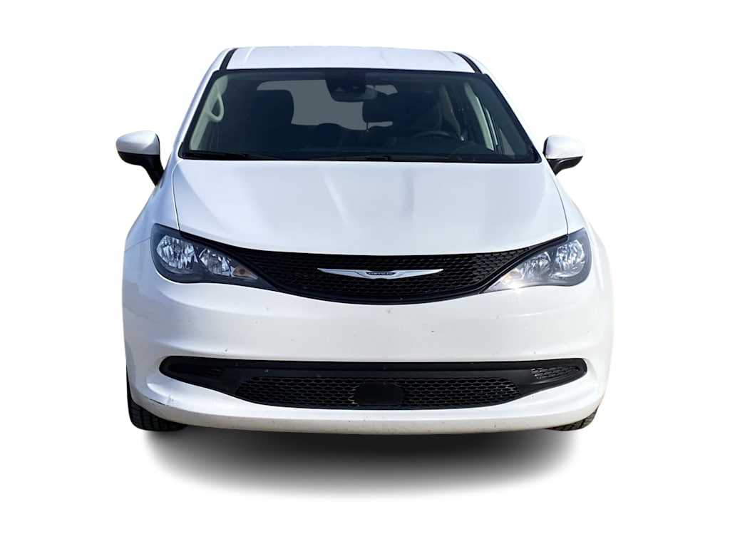 Thumbnail: 2023 Chrysler Voyager - 18