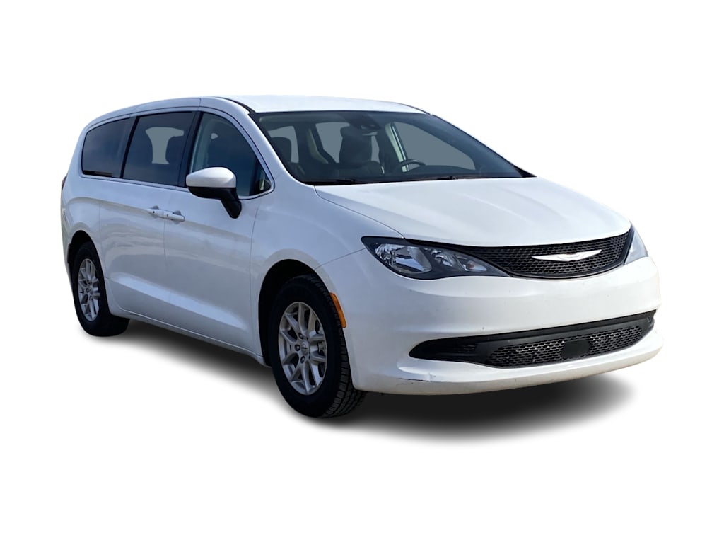 Thumbnail: 2023 Chrysler Voyager - 19