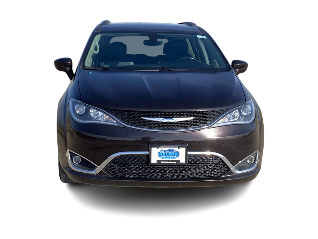 Thumbnail: 2018 Chrysler Pacifica - 17