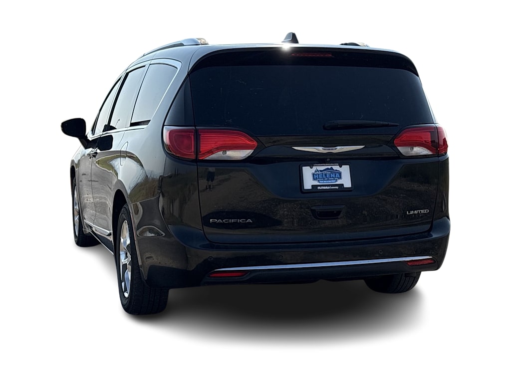 Thumbnail: 2019 Chrysler Pacifica - 3