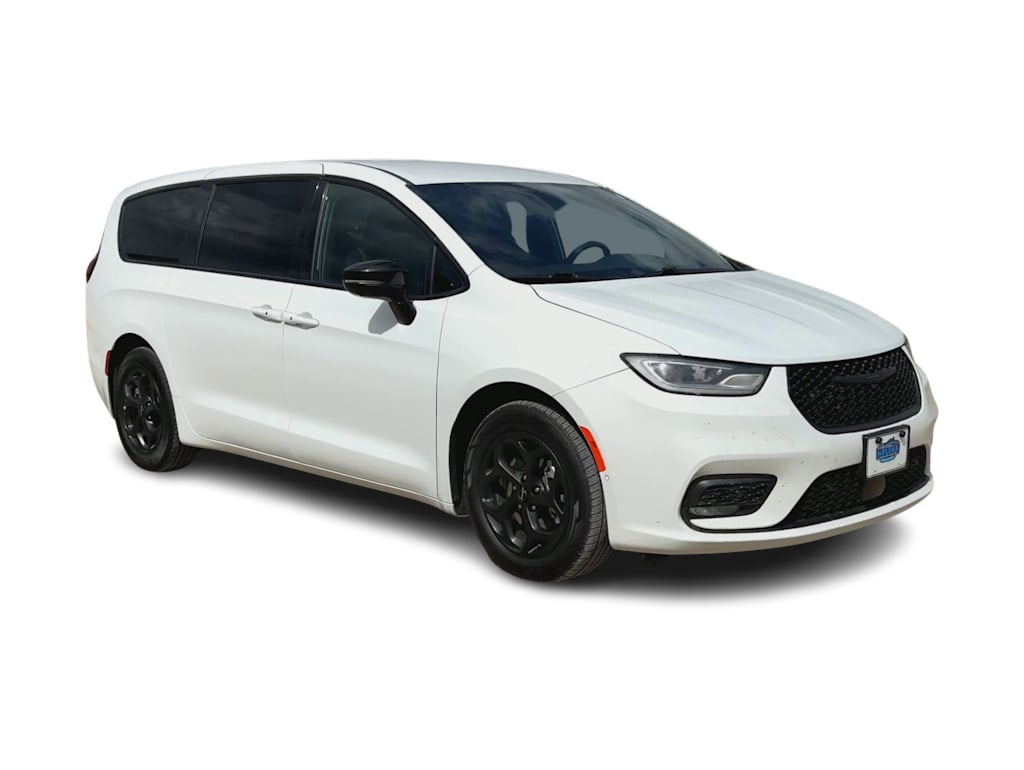 Thumbnail: 2024 Chrysler Pacifica - 11