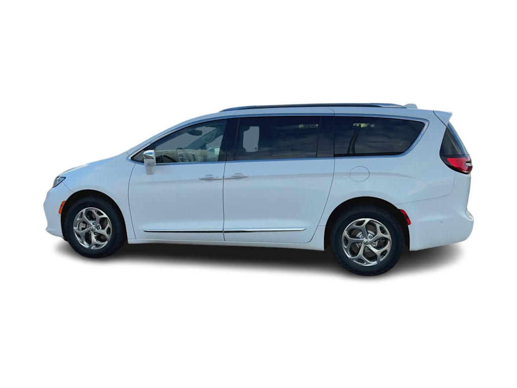 Thumbnail: 2021 Chrysler Pacifica - 14