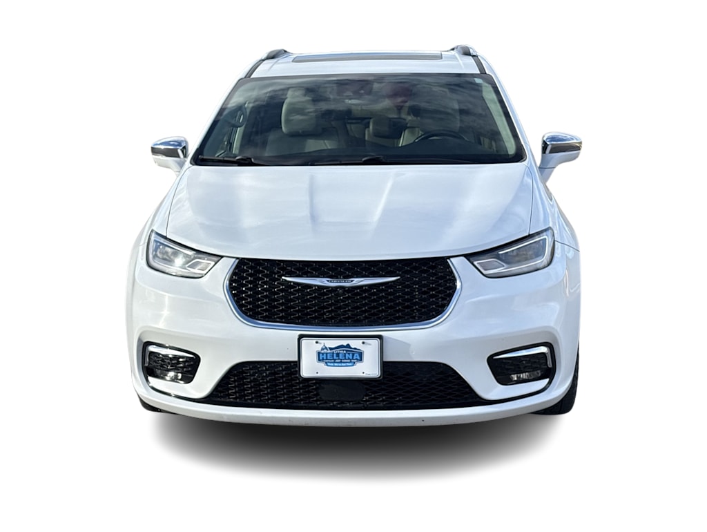 Thumbnail: 2021 Chrysler Pacifica - 17