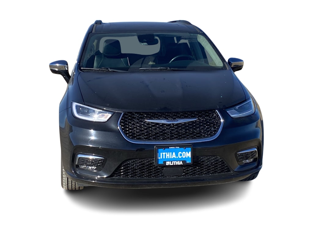 Thumbnail: 2023 Chrysler Pacifica - 18