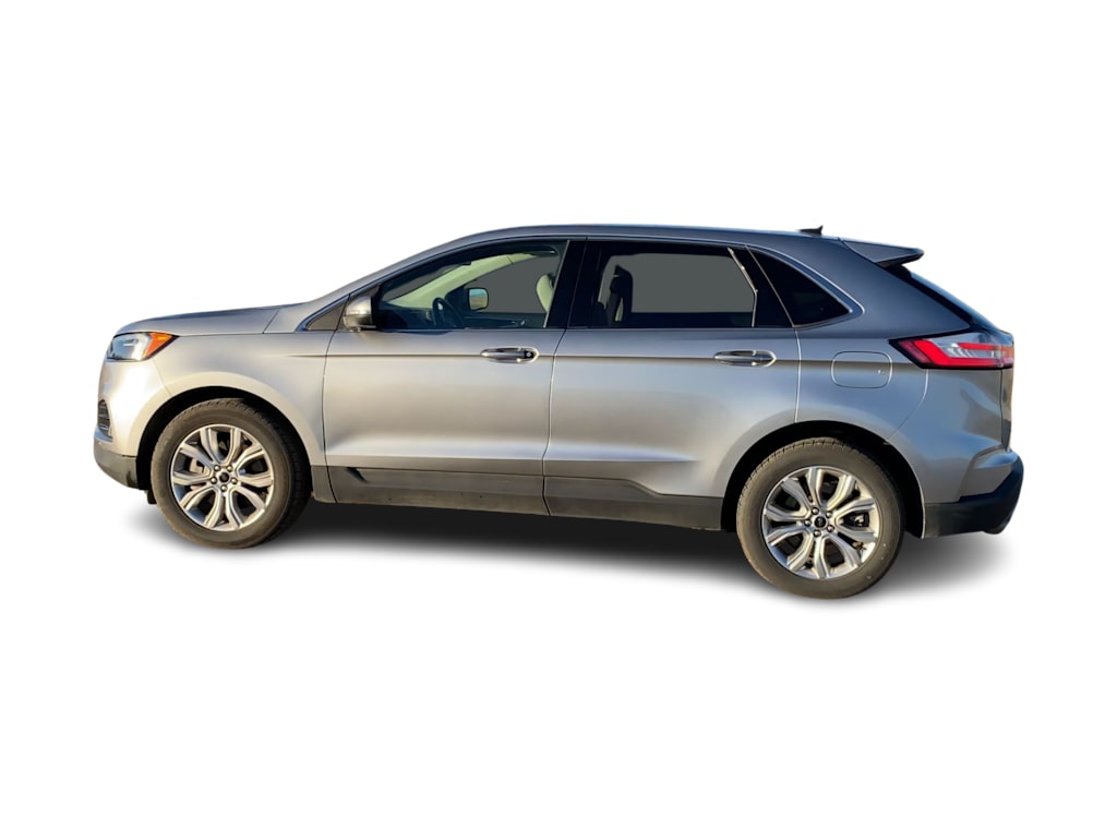 Thumbnail: 2023 Ford Edge - 17