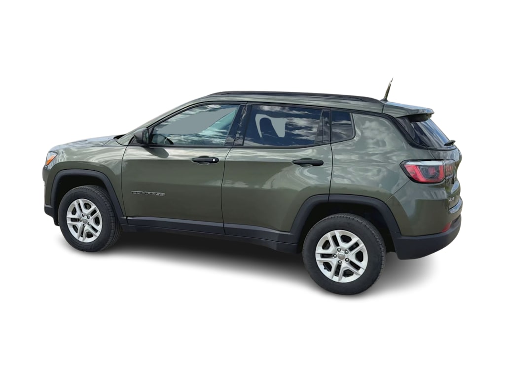 Thumbnail: 2018 Jeep Compass - 17