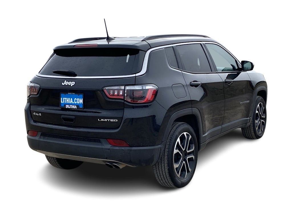 Thumbnail: 2022 Jeep Compass - 24