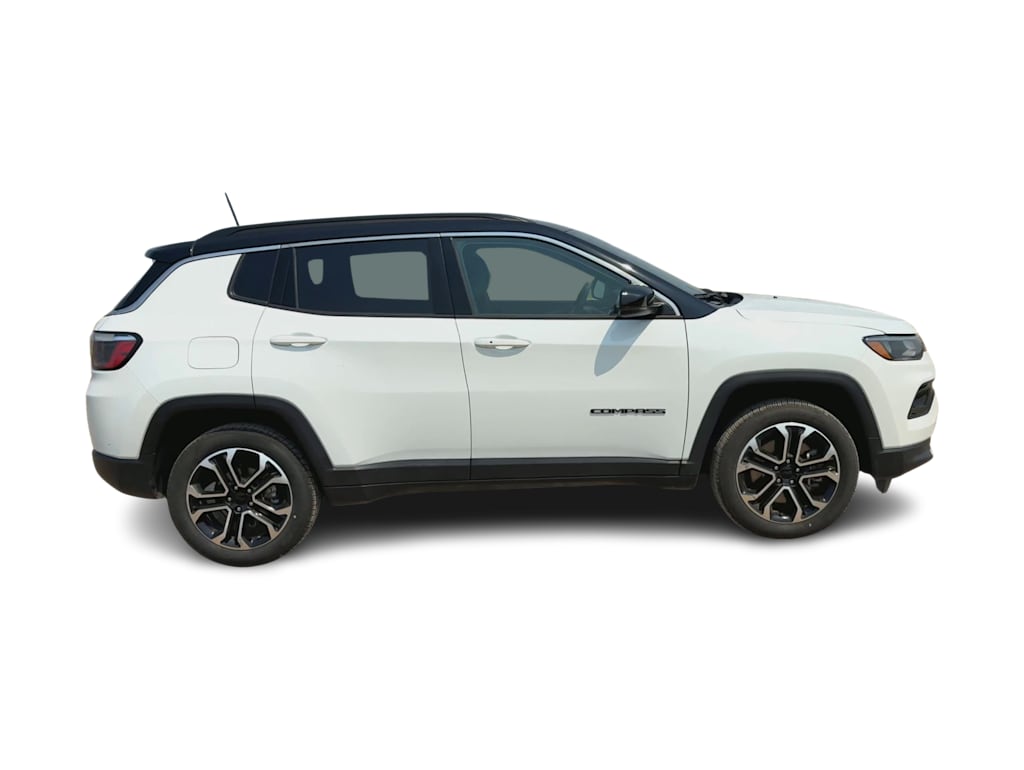Thumbnail: 2024 Jeep Compass - 17