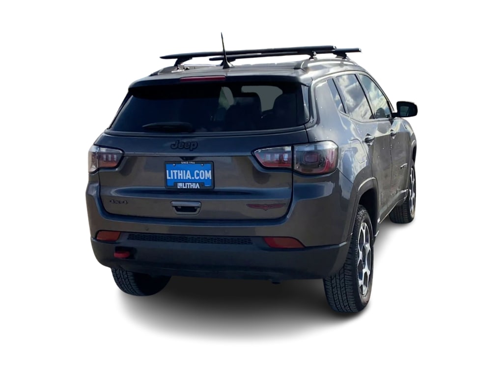 Thumbnail: 2022 Jeep Compass - 17