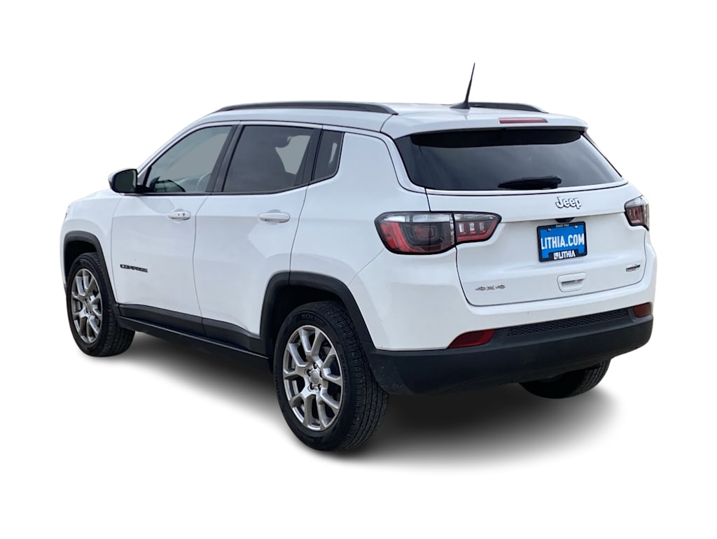Thumbnail: 2022 Jeep Compass - 22
