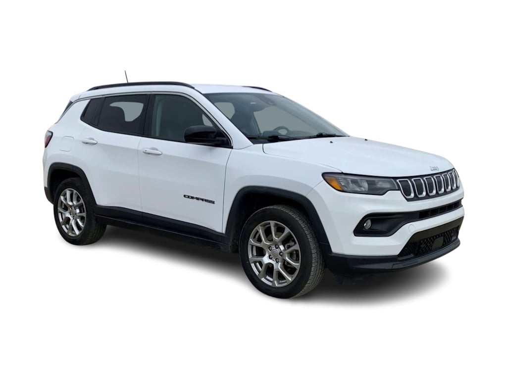 Thumbnail: 2022 Jeep Compass - 16
