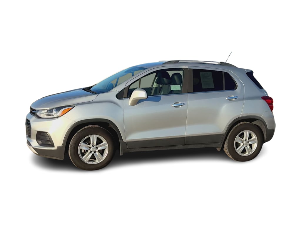 Thumbnail: 2019 Chevrolet Trax - 3