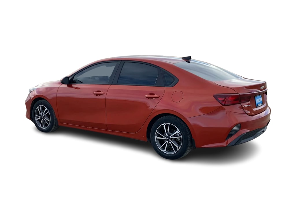 Thumbnail: 2023 Kia Forte - 3