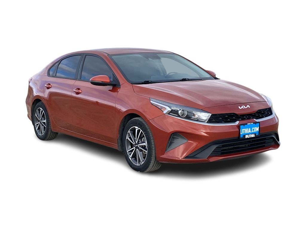 Thumbnail: 2023 Kia Forte - 14