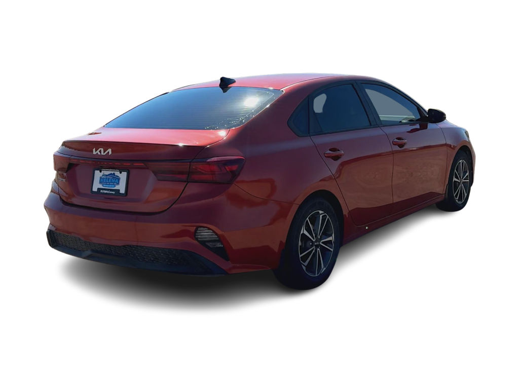 Thumbnail: 2023 Kia Forte - 18