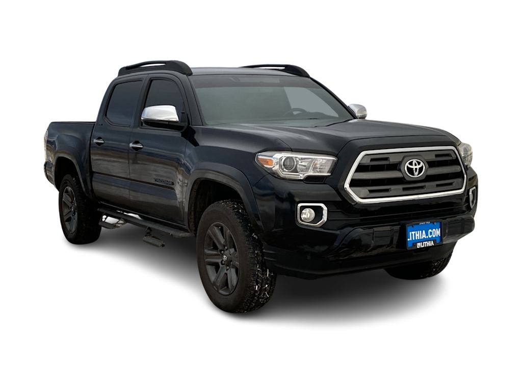 Thumbnail: 2017 Toyota Tacoma - 22