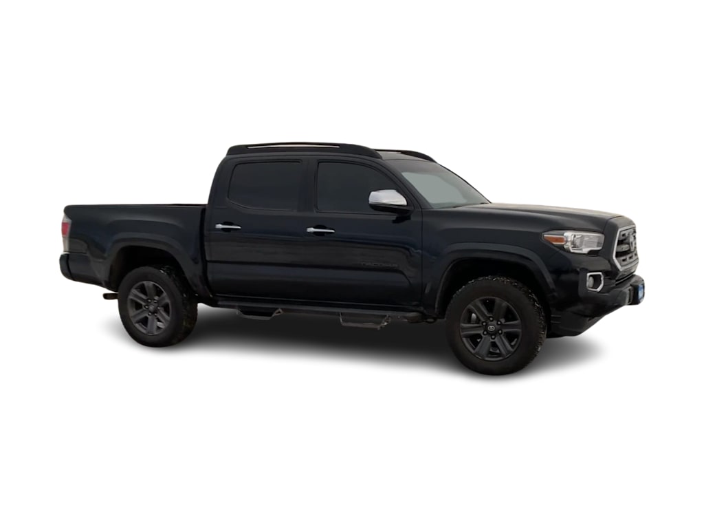 Thumbnail: 2017 Toyota Tacoma - 13