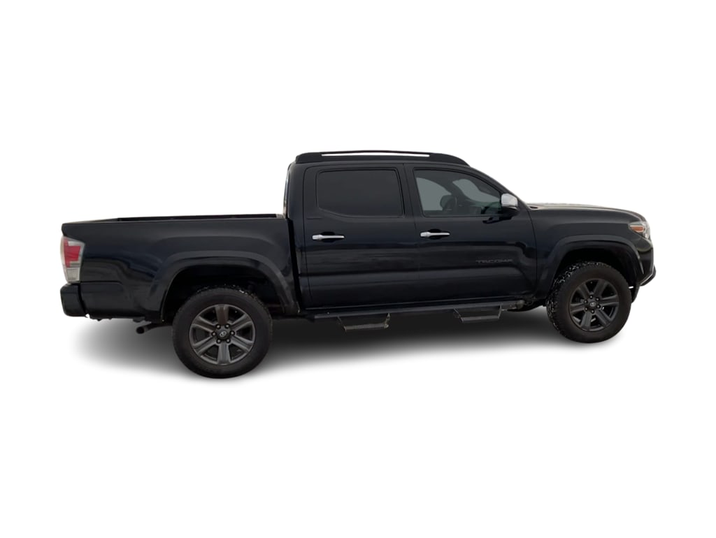 Thumbnail: 2017 Toyota Tacoma - 17