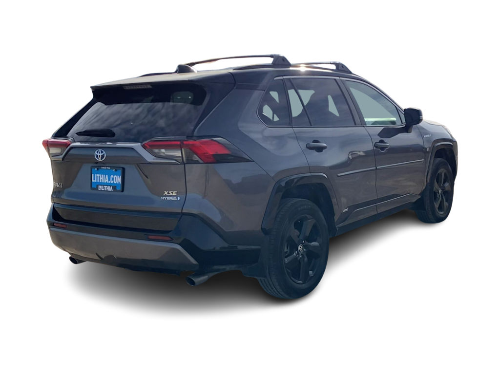 Thumbnail: 2021 Toyota RAV4 - 18