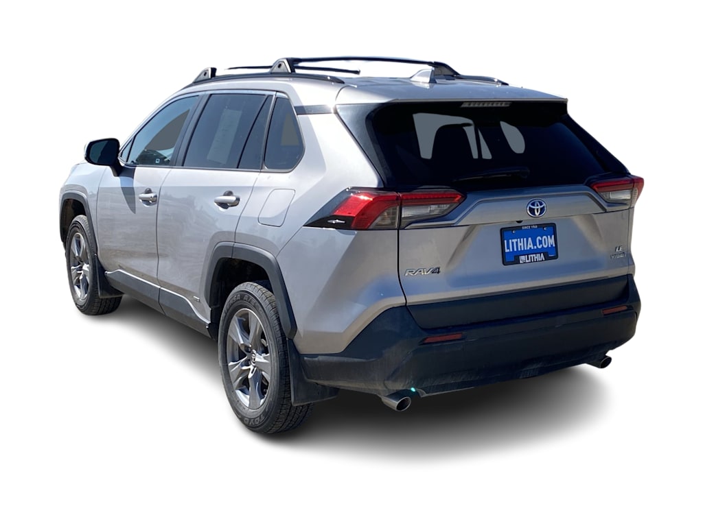 Thumbnail: 2022 Toyota RAV4 - 18