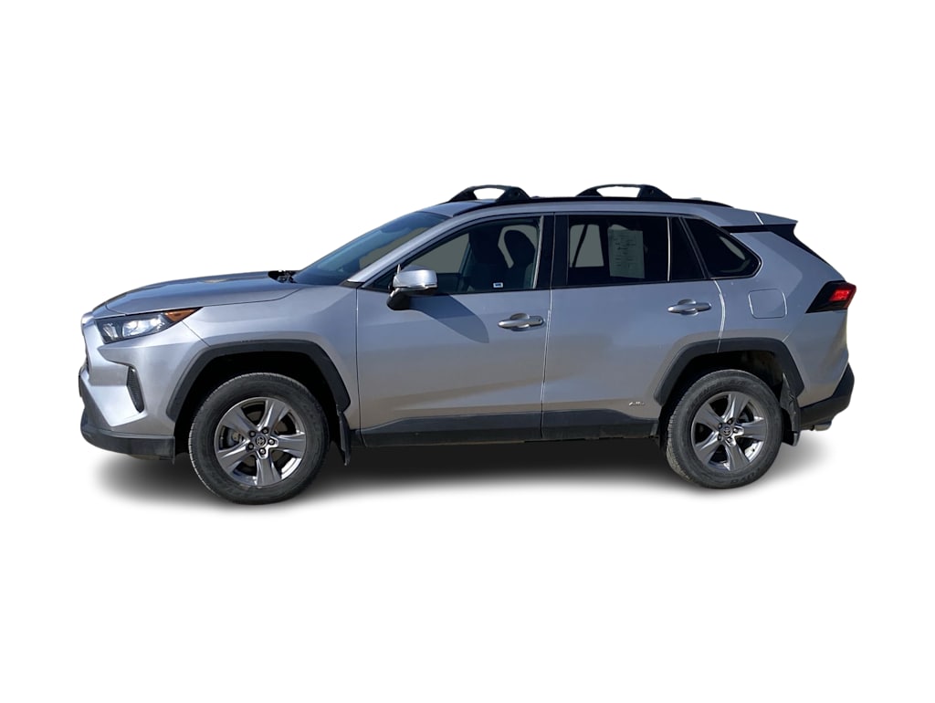 Thumbnail: 2022 Toyota RAV4 - 17