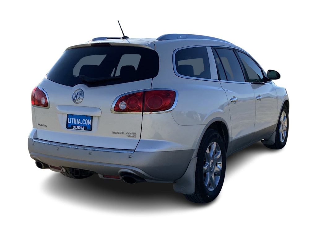 Thumbnail: 2010 Buick Enclave - 18