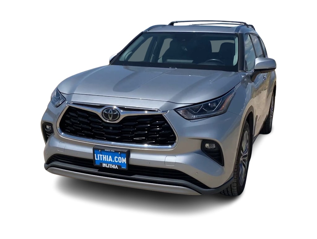 Thumbnail: 2021 Toyota Highlander - 4