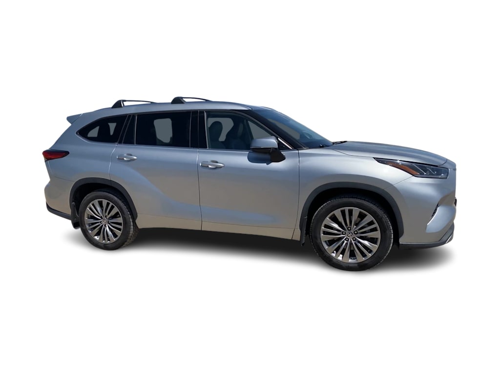 Thumbnail: 2021 Toyota Highlander - 13