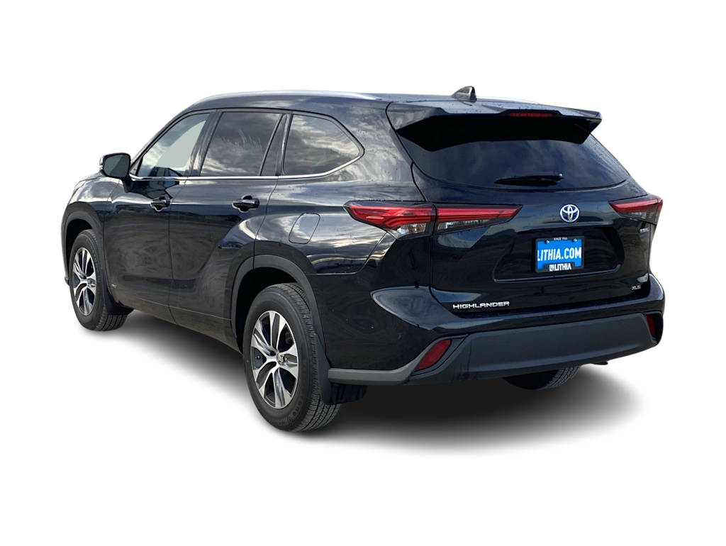 Thumbnail: 2022 Toyota Highlander - 23