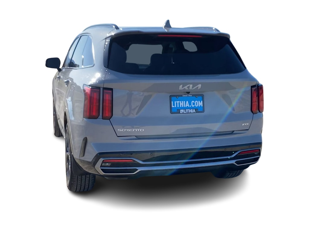 Thumbnail: 2023 Kia Sorento - 5