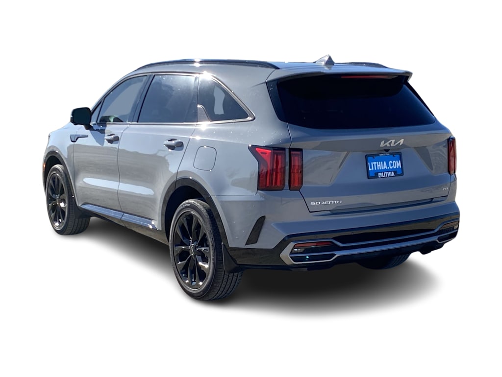 Thumbnail: 2023 Kia Sorento - 4