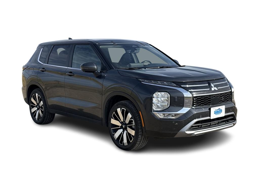 Thumbnail: 2025 Mitsubishi Outlander - 21