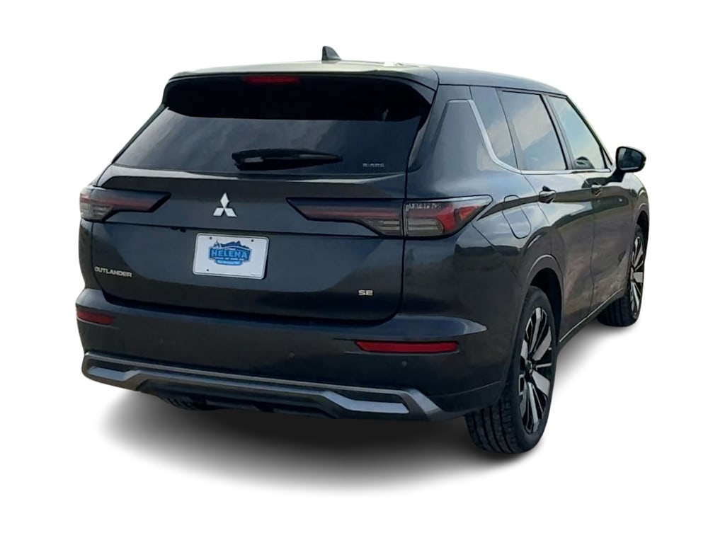 Thumbnail: 2025 Mitsubishi Outlander - 18