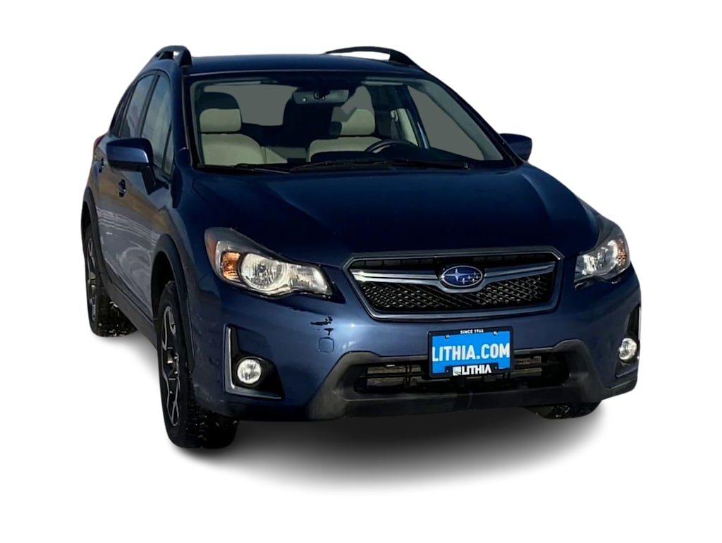 Thumbnail: 2017 Subaru Crosstrek - 4