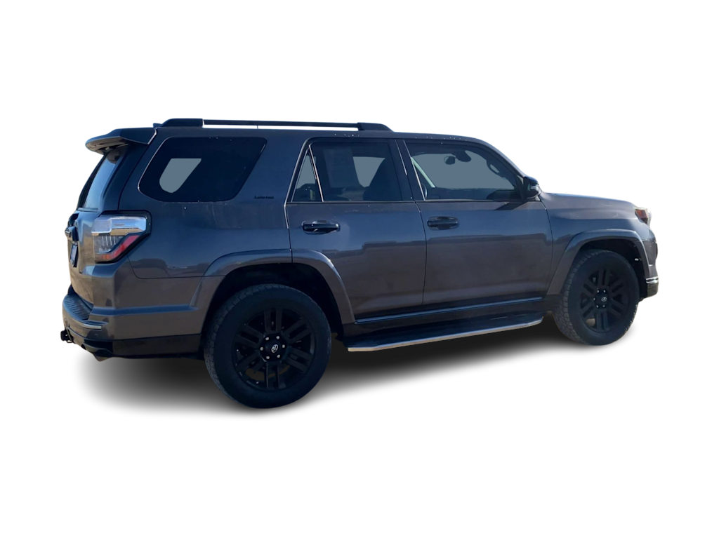 Thumbnail: 2020 Toyota 4Runner - 17