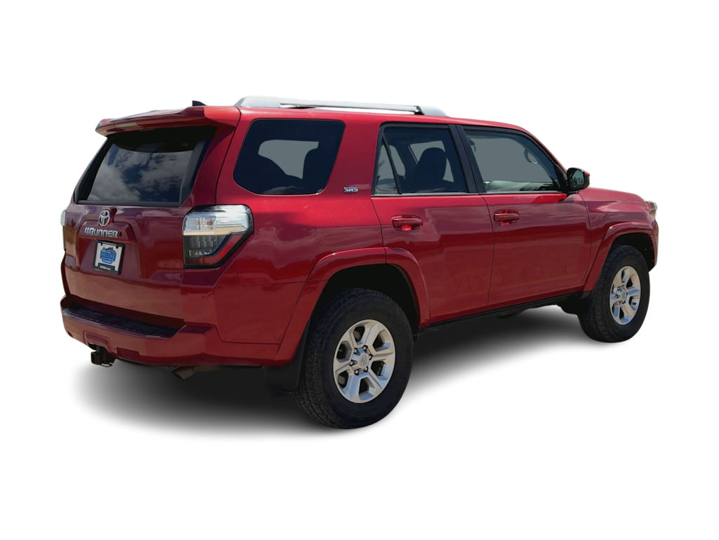 Thumbnail: 2016 Toyota 4Runner - 17