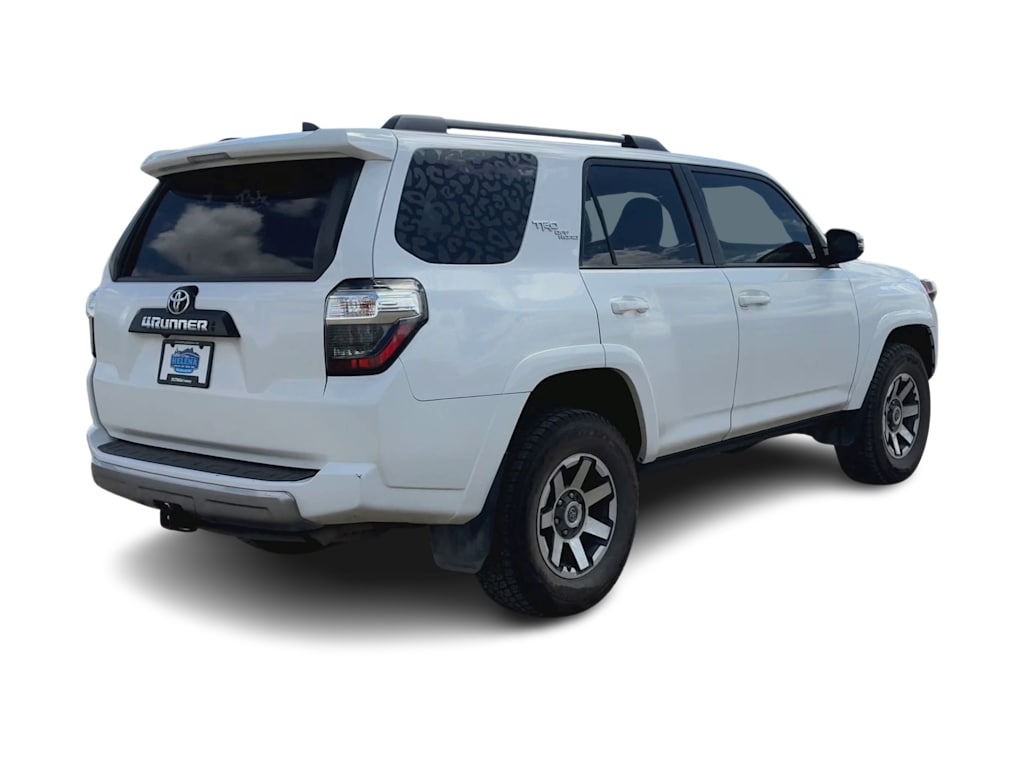 Thumbnail: 2020 Toyota 4Runner - 18