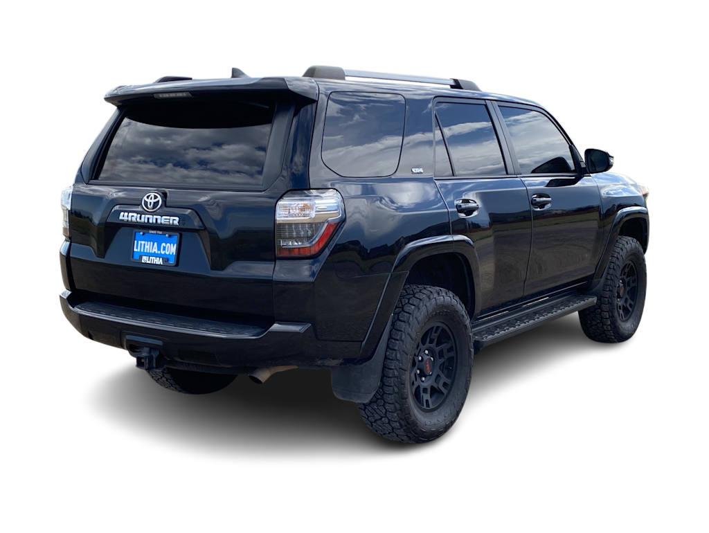 Thumbnail: 2022 Toyota 4Runner - 21