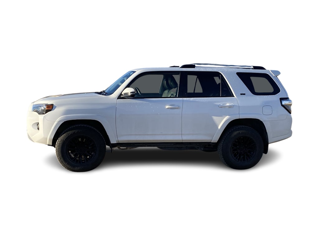 2021 Toyota 4Runner SR5 16