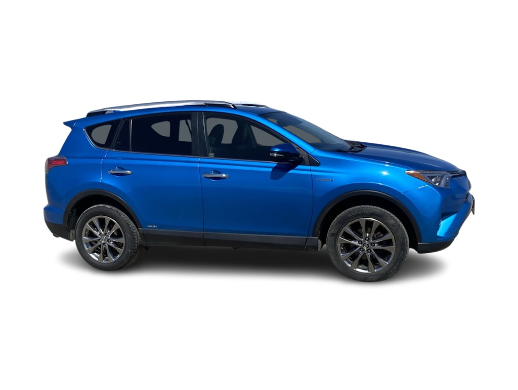Thumbnail: 2017 Toyota RAV4 - 22