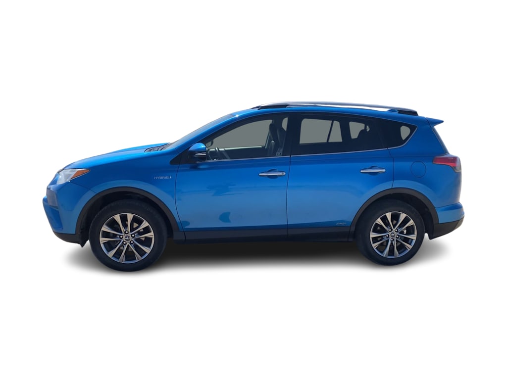 Thumbnail: 2017 Toyota RAV4 - 2