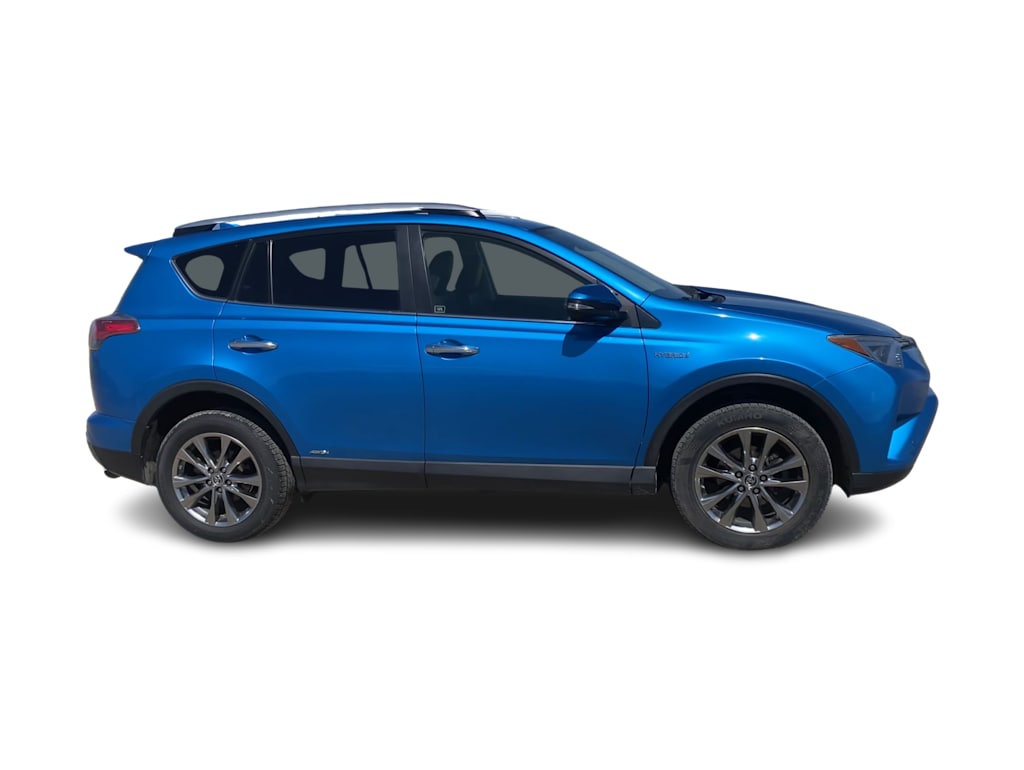 Thumbnail: 2017 Toyota RAV4 - 16