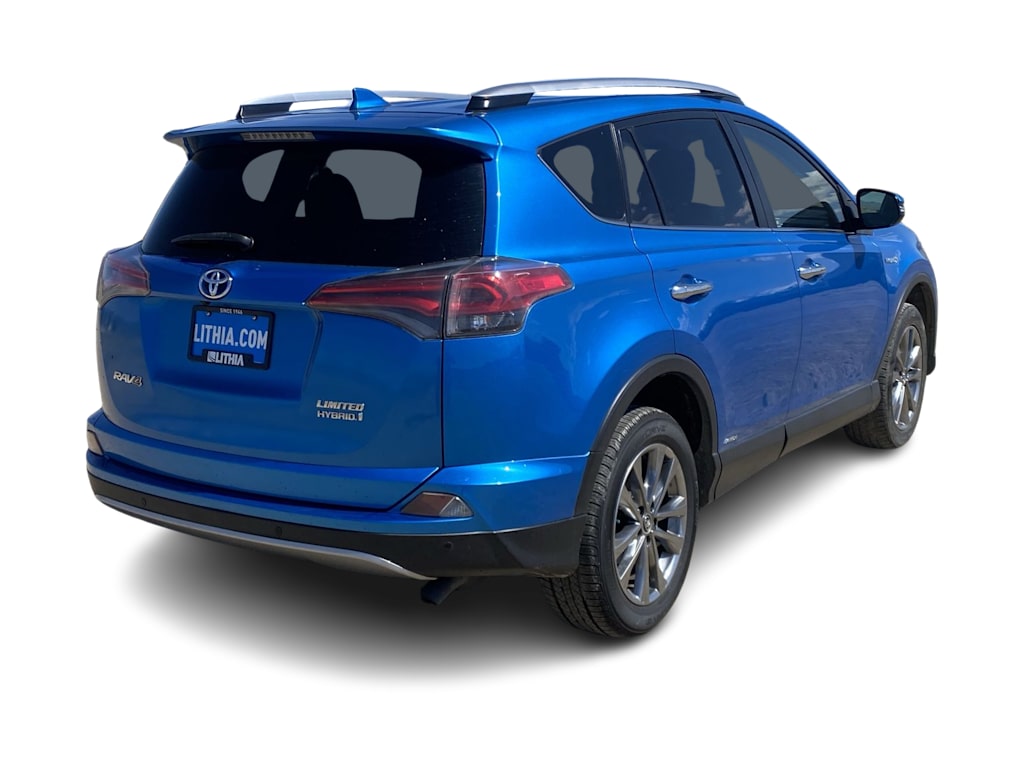 Thumbnail: 2017 Toyota RAV4 - 19