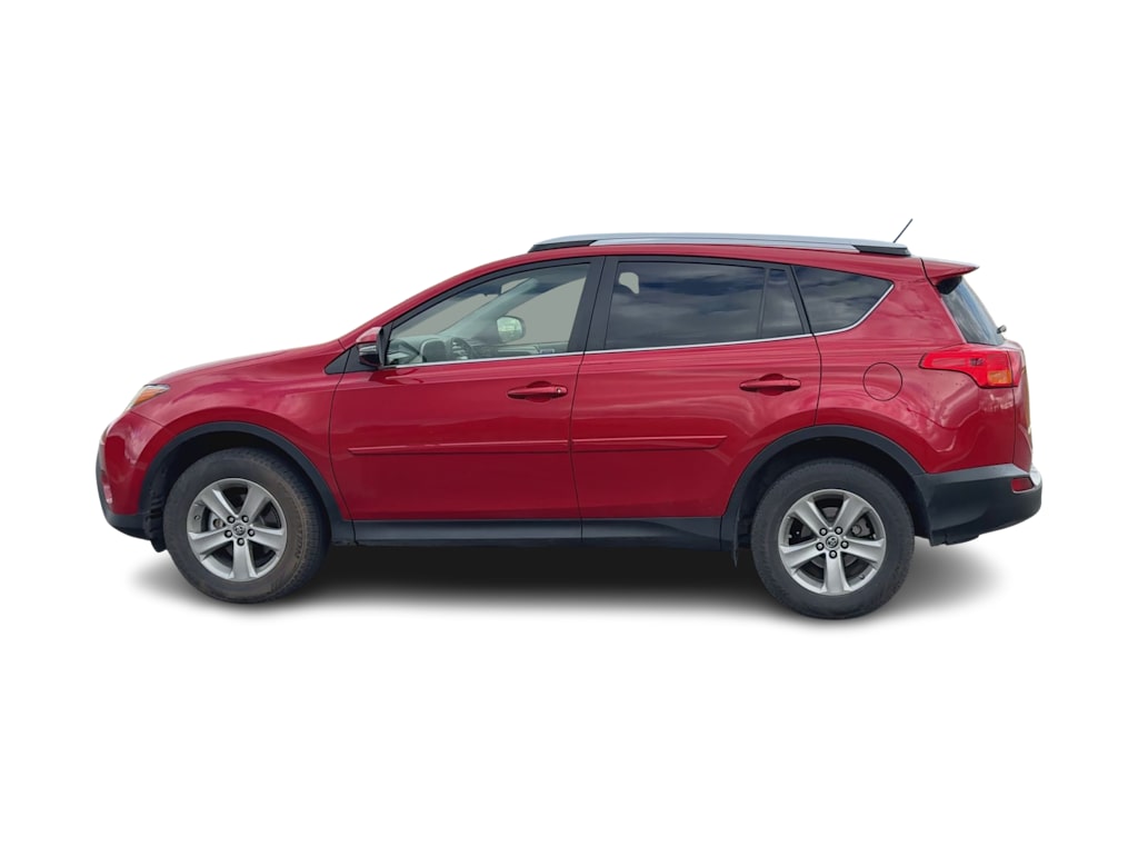 Thumbnail: 2015 Toyota RAV4 - 14
