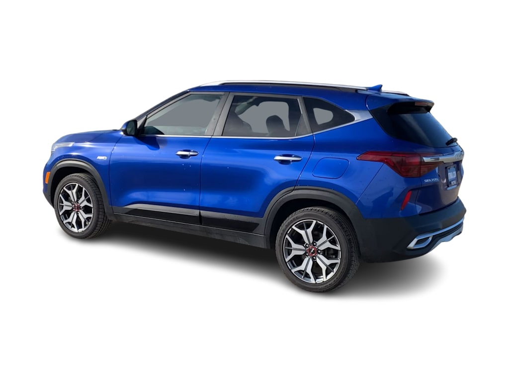 Thumbnail: 2023 Kia Seltos - 4