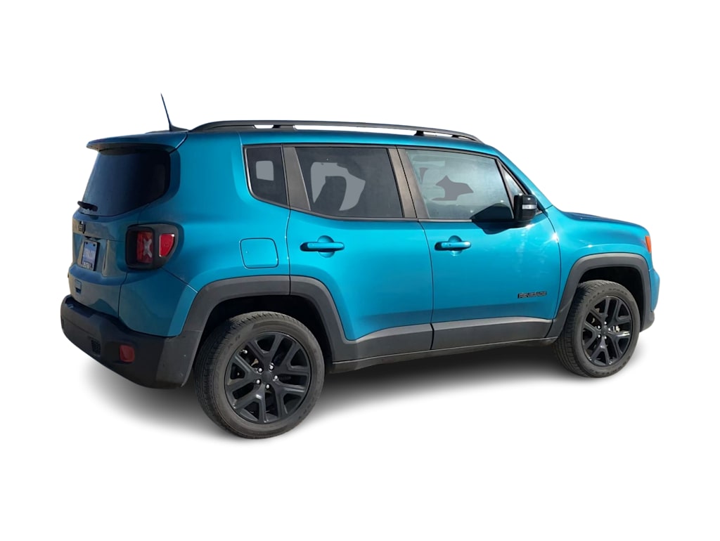 Thumbnail: 2022 Jeep Renegade - 16