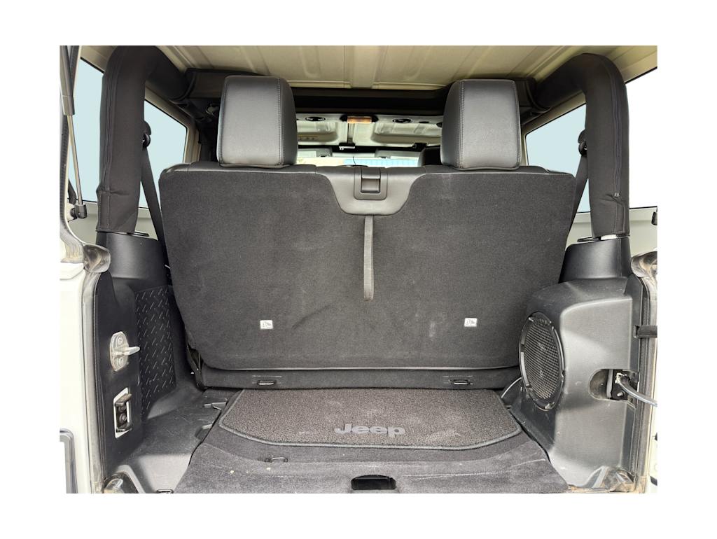 Thumbnail: 2014 Jeep Wrangler - 20