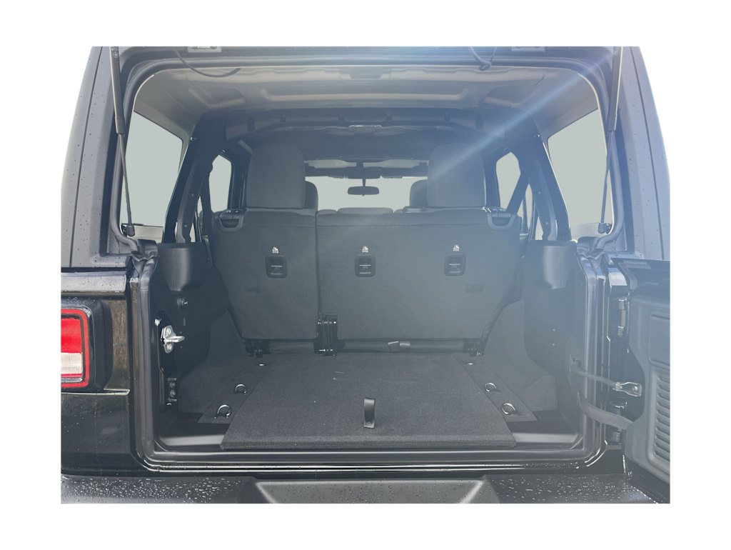 Thumbnail: 2026 Jeep Wrangler - 18