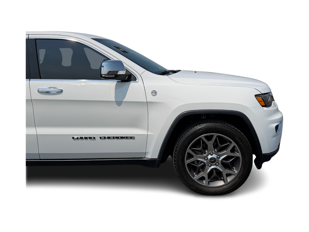 Thumbnail: 2018 Jeep Grand Cherokee - 15